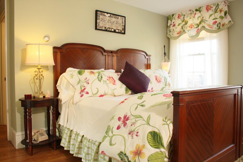 Captain Farris House South Yarmouth Δωμάτιο φωτογραφία